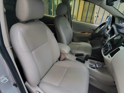 Bán xe INNOVA bản V sx 2010 - giá 270tr 0