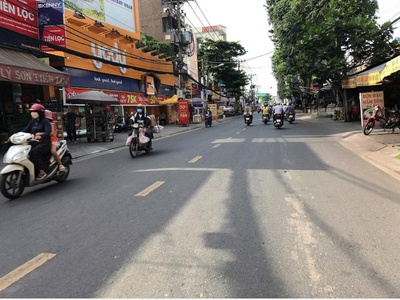 Nhà phố 5 tầng ngang 4.5m tặng t.máy 72m2 hxt thống nhất gần uỷ ban kèm nt xịn 11.99 tỷ. 0