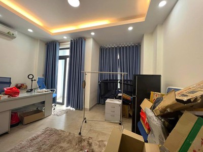 Hiếm  căn góc 2 mặt tiền sát 3/2-xóm đất q 11, 61m,ngang hiếm 5,5 2tầng nhỉnh 9tỷ 2