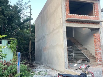 Đất view suối 1033m2 đất ở, shr,biệt thự đang xây, ql13 vào,210tr/sổ 2