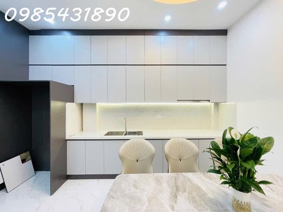 Gấp gấp sos cần bán nhà dt40m2, ôtô đỗ cửa giá rẻ 3