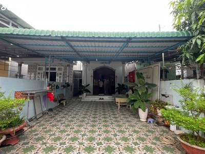 Bán nhà 410m2 có 3pn tân phước, thị xã lagi giá rẻ nhất, sổ riêng 3