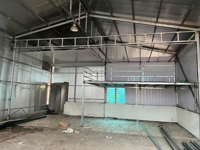 Chính chủ tôi có xưởng ngọc giang - vĩnh ngọc 100m2 đường xe công vào tận nơi. có gác xép ở được 1