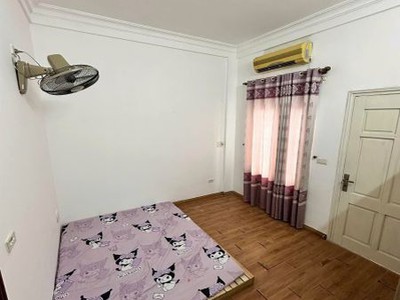 Cho thuê phòng ngõ 250 kim giang. bên mk có phòng từ 2tr  3tr5 3