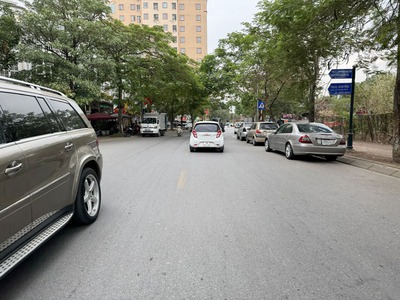 Chính chủ bán 100m2 nhà cấp 4, đoạn đẹp nhất phố Phúc Lợi, Long Biên. Đang cho thuê 12tr/tháng 3