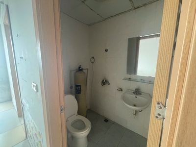 Chính chủ cần bán căn hộ 65m tầng đẹp view thoáng, nhà nguyên bản tại KDT Thanh Hà Cienco 5 4