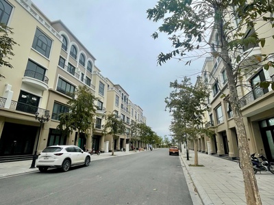 Bán liền kề tại vinhomes ocean park 2, 6,45 tỷ, 48 m2, 3pn, 4wc, chính chủ, giá tốt 0