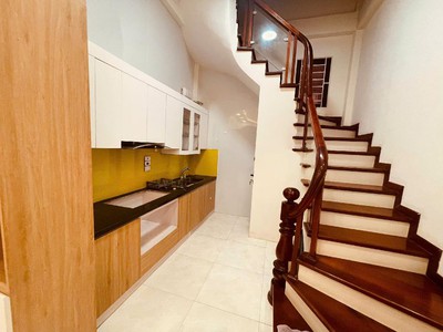 Bán nhà cầu giấy 35m2 x 5 tầng 7.5 tỷ - vị trí đắc địa 0