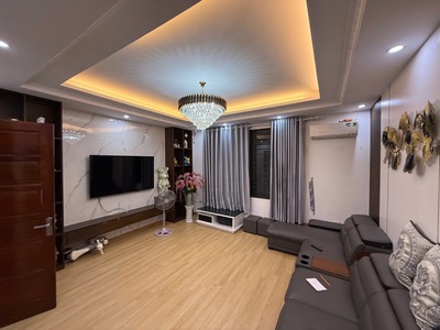 Nhà trần quốc vượng 44m2 x 6 tầng 9.8 tỷ -  mặt tiền rộng 5m -  thang máy tiện nghi 0