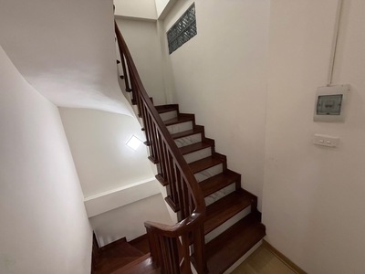 Nhà trần quốc vượng 44m2 x 6 tầng 9.8 tỷ -  mặt tiền rộng 5m -  thang máy tiện nghi 3