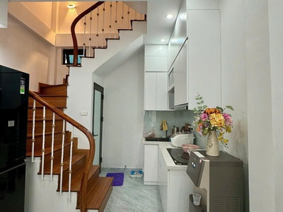 Bán nhà phố hào nam ngõ thông khắp ngả an sinh tiện ích đầy đủ 26mx5t  giá: 5.75 tỷ. 0