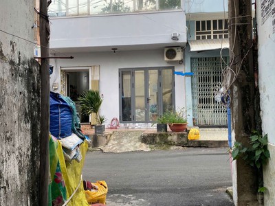 Bán gấp nhà cấp 4, hxh phan văn trị 100m2, gần emart chỉ 5 tỉ 2