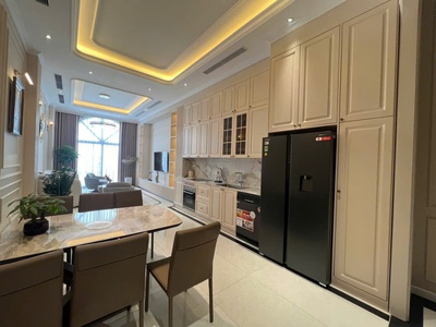 Hiếm bán nhanh nhà nguyễn văn cừ, 50m,gara ôtô, full nội thất,lô góc 2 thoáng,8 tỷ ctl 2