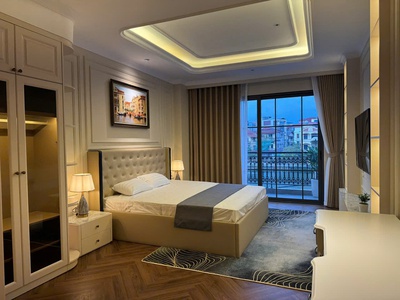 Hiếm bán nhanh nhà nguyễn văn cừ, 50m,gara ôtô, full nội thất,lô góc 2 thoáng,8 tỷ ctl 1