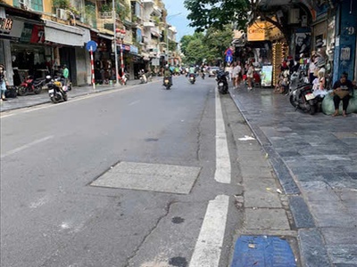 Bán nhà mặt phố Hàng Đào - Trung tâm phố cổ Hà Nội - 30m2 - Giá 45 tỷ 1