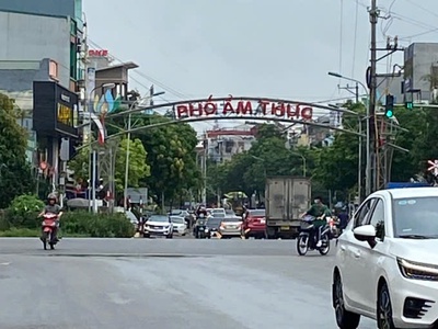 Bán đất ngã tư đường nguyễn du x nguyễn tất thành tp. việt trì - tỉnh phú thọ 1