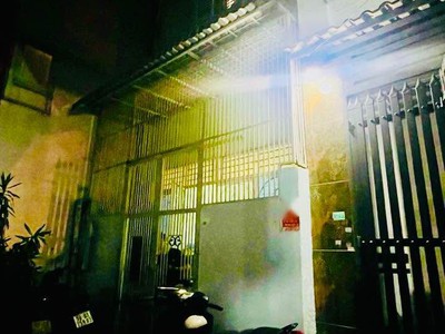 Giáp tân bình - q11 - hxh thông - dòng tiền 8tr - 2 tầng 50m2 nhỉnh 4 tỷ xíu 4