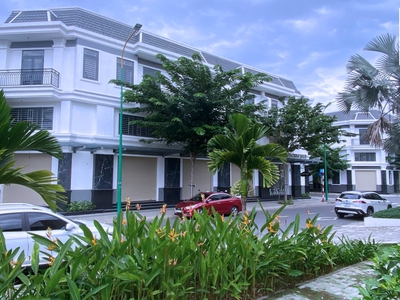 Nhà phố đẹp 1 trệt 1 lầu, mt đường lớn 12m, thổ cư 100, hòa lợi, bến cát   dt 85m , giá 2,66 tỷ, 3