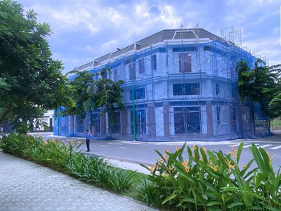 Bán nhà 1 trệt 1 lầu mới xây, thổ cư 100, dt 5x17m tại hòa lợi, bến cát  mặt tiền đường 12m, giá 3