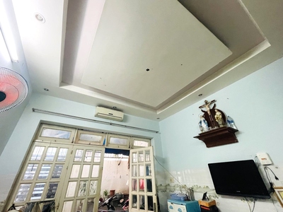 Bán nhà 4 tầng mới ở ngay hẻm xe hơi 56m2 4x12 chỉ hơn 4 tỷ tô ngọc vân linh đông thủ đức hiếm có. 0