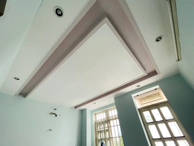 Bán nhà 4 tầng mới ở ngay hẻm xe hơi 56m2 4x12 chỉ hơn 4 tỷ tô ngọc vân linh đông thủ đức hiếm có. 1