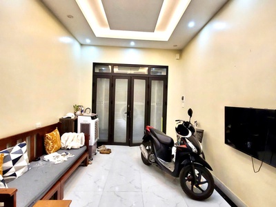 Nhà độc - cực hiếm hót 2 thoáng vĩnh viễn chỉ còn có sót lại tại hào nam - gần cát linh - chỉ có 0