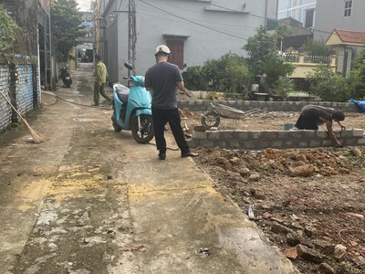 Hàng mới tách 3 lô bán ,thôn đồng lệ hợp đồng  dt:65 m cách tỉnh lộ 419 khoảng 50 m đường ô tô 1