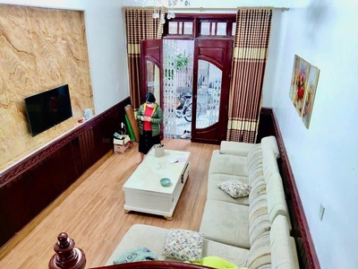 Cho thuê nhà full đồ trong ngõ Văn Cao , Hải Phòng 1