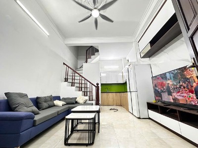 Nhà phố trương công giai - 32m2 x 5 tầng - 7.5 tỷ - ô tô, 1 nhà ra phố 0