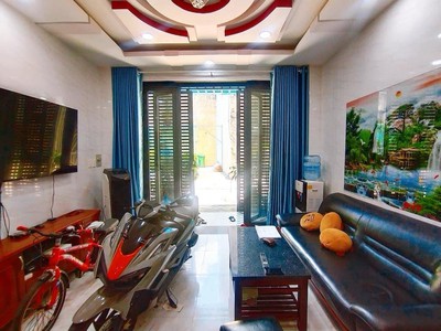 Tân bình - nhà 4 tầng - lý thường kiệt  -giáp quận 10 -  52m2 chỉ 5.5 tỷ 0