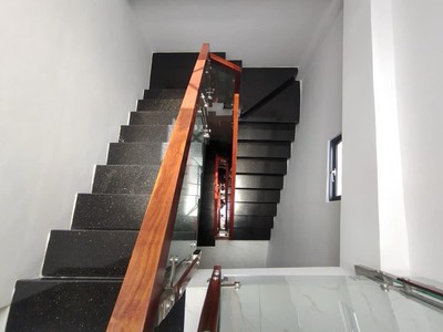 Tân bình - nhà 4 tầng - lý thường kiệt  -giáp quận 10 -  52m2 chỉ 5.5 tỷ 2