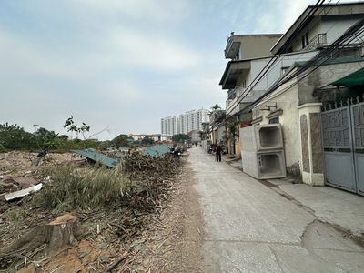 Bán nhà đẹp ngọc lâm  kinh doanh   đường 3 xe tải tránh -60 m2 nhỉnh 13 tỷ  thương lượng 2