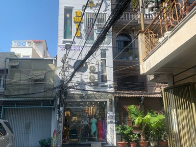 Chính chủ cần sang nhượng nhà nguyên căn hoặc tiệm quần áo quận 8 tp hồ chí minh 0