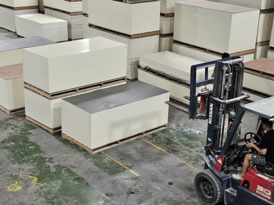 Gỗ nhựa goldtech 1