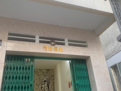 Quận 5  nhà hxh 4m ngay nguyễn trãi trần bình trọng 2 lầu hoàn công đủ, chỉ 3,9 tỷ 0