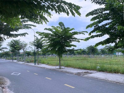 Đất nền hòa lợi, bến cát   90m  thổ cư 100, đường 13m   giá chỉ 1,35 tỷ 0