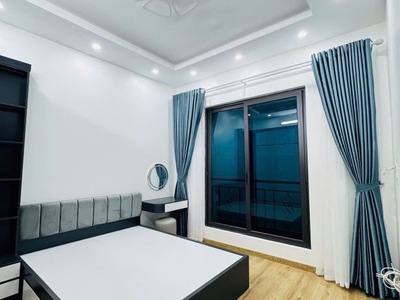 Nhà láng 32m2 x 5 tầng - 6.5 tỷ - vị trí đắc địa - kinh doanh tuyệt vời 1