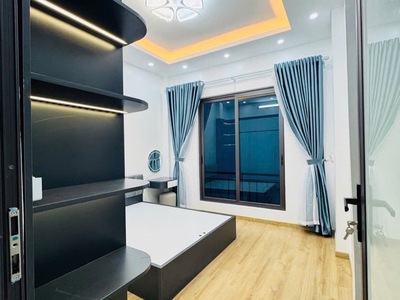Nhà láng 32m2 x 5 tầng - 6.5 tỷ - vị trí đắc địa - kinh doanh tuyệt vời 2