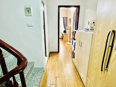 Bất ngờ   chính chủ tiếp tục bán căn nhà ngọc thuỵ, ba gác đỗ cửa, 32m2, 5.4 tỷ 2