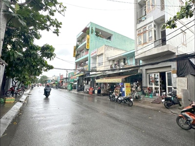 Hiếm bán nhà mới 2 tầng hẻm xe hơi 1c 45m2 chỉ 3.4 tỷ gần phạm văn đồng hiệp bình chánh thủ đức 1