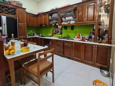 Hot  hot  - bán gấp nhà trần thái tông, 45m2 x mt 5m, ô tô lexus hàng xóm đỗ cửa, 9.79 tỷ 2