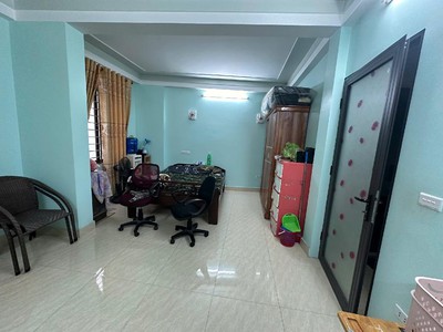 Chú thượng-cán bộ hưu trí- nhượng lại nhà mỹ đình-38m2-6t-giá 7 tỷ hơn 1