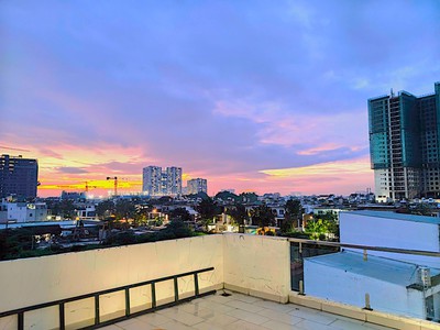 Nhà đẹp mê ly - 4 tầng - 4pn cực đẹp - tặng luôn nội thất xịn - hxh - khu an ninh - dân trí cao - 4