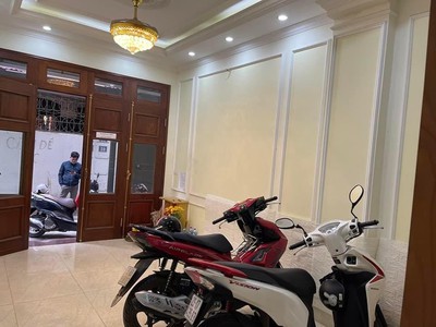 Bán nhà sổ đỏ chính chủ phân lô trần quốc hoàn 0