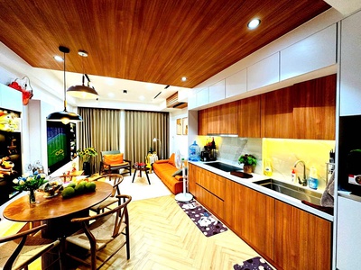 Bán nhà yên phụ, tây hồ. 40m2 3 tầng mt 4m giá 10,5 tỷ- vài bước ra mặt hồ- xung quanh toàn đại gia. 0