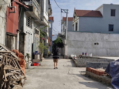 Chính chủ bán đất thổ cư mặt tiền trung tâm hạ mỗ-đan phượng 3