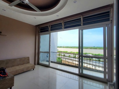 Siêu phẩm nhà mặt phố an dương vương- tây hồ 180m2, 4 tầng mt 7.5m, view trọn sông hồng, giá rẻ 1