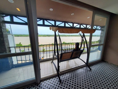 Siêu phẩm nhà mặt phố an dương vương- tây hồ 180m2, 4 tầng mt 7.5m, view trọn sông hồng, giá rẻ 4