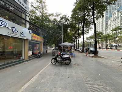 Cho thuê nhà số 57C mặt đường Mễ Trì đối diện The Manor 3