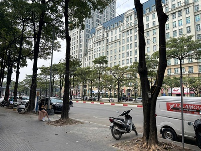 Cho thuê nhà số 57C mặt đường Mễ Trì đối diện The Manor 4